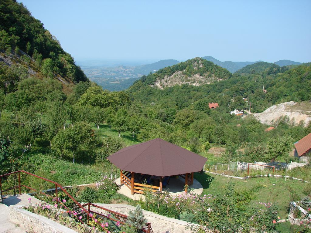 Vila Anastasia Sacarimbu ภายนอก รูปภาพ